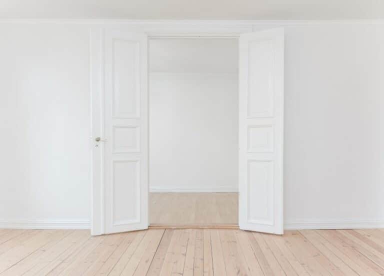 When Should Interior Doors be Opened?